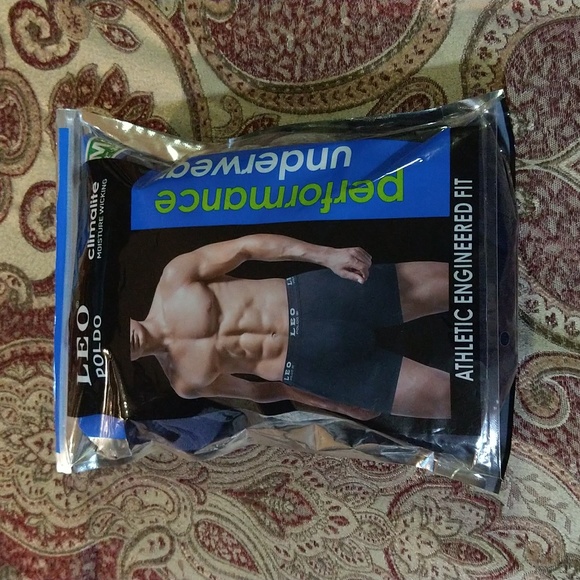 Size M LEO climate moisture black athletic performance boxer briefs - Picture 13 of 13